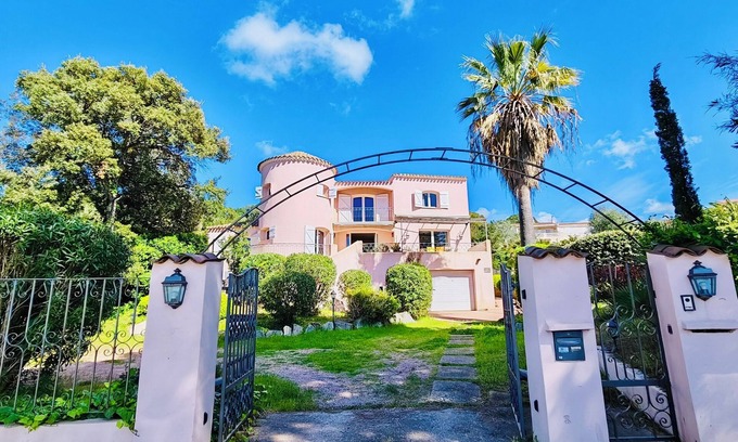 Grosseto-Prugna Villa | Villa de Caractère vue mer Avec Piscine à Porticcio