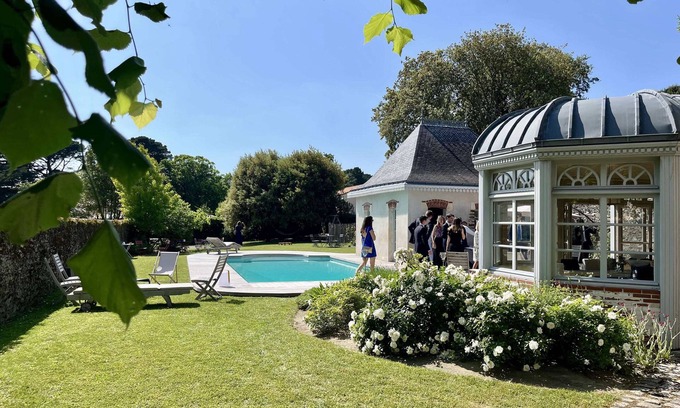 Pornic Villa | Villa de Charme à Pornic /12 Couchages /Piscine Chauffée /Plage à 150m