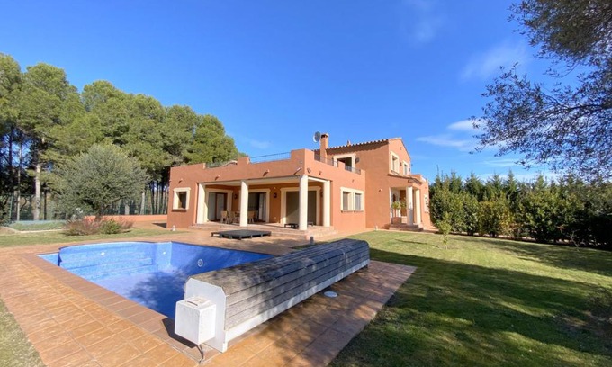 Perelada Villa | Villa de lujo con piscina