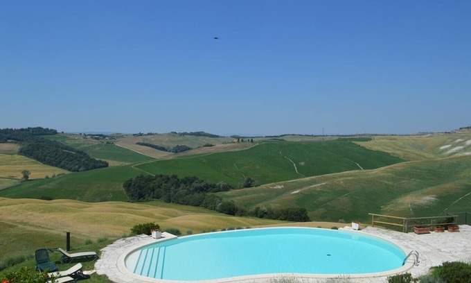 Asciano Villa | Villa Dei Fiori - Large private villa with pool