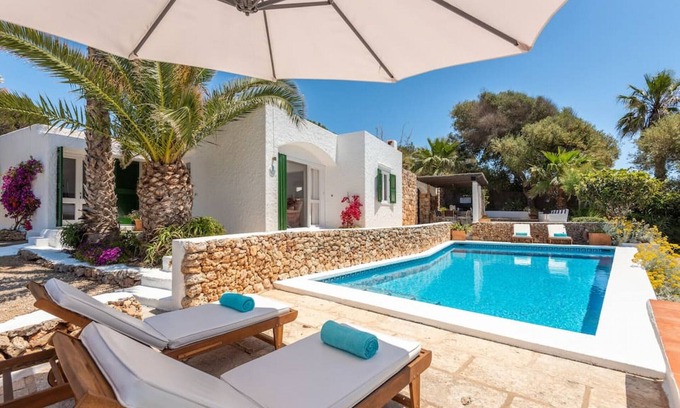 Sant Lluis Villa | Villa Delfin❤️Free WiFi-AC-Prived pool-200mts to the sea