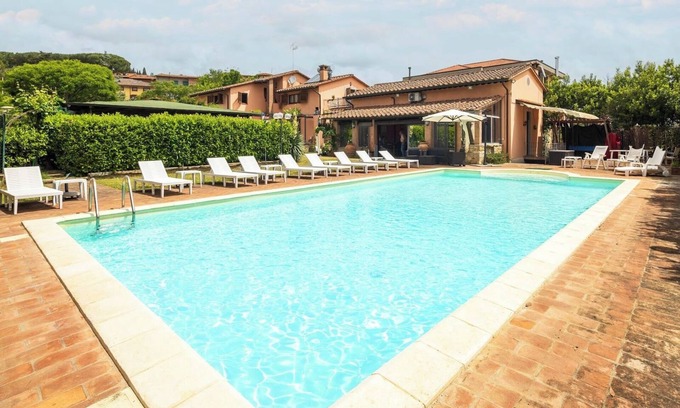 Magione Villa | Villa delle Rose in Magione , Umbria