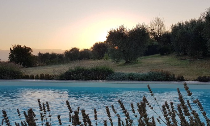 Marciano della Chiana Villa | "Villa di Elisabeth" with Pool & Wi-Fi
