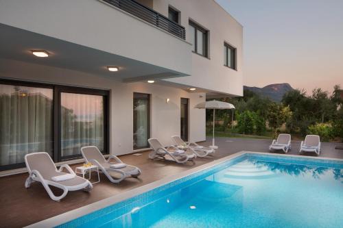 Kastel Stari Villa | Villa Diana
