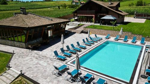 Laktasi Villa | Villa Djuric