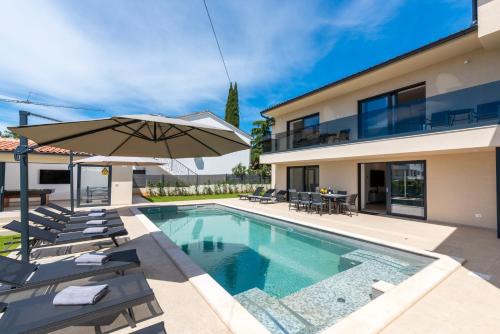 Rovinj Villa | Villa Domenica Medelina 5. City center, pool, jacuzzi, sauna