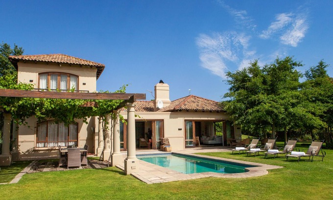 Paarl Villa | Villa Donkerkloof- Cape Winelands (Paarl)
