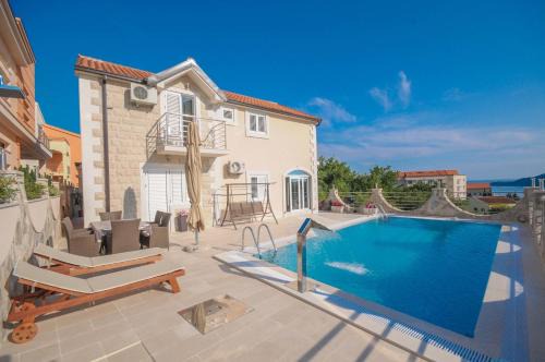 Becici Villa | Villa Dragana