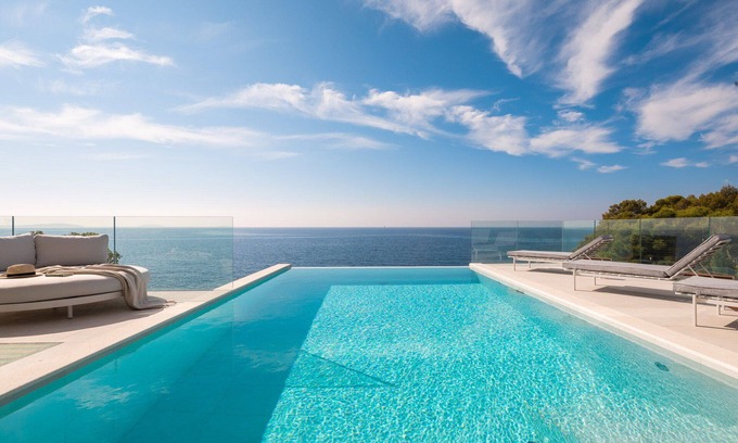 Primosten Burnji Villa | Villa Dream Pearl with Heated Pool