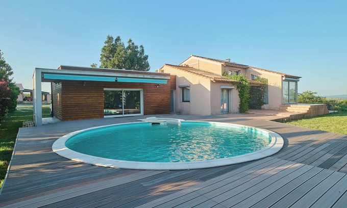 Saint-Gilles House | Villa du Mas Rose at Saint-Gilles in the Gard region of the Costières de Nîmes.