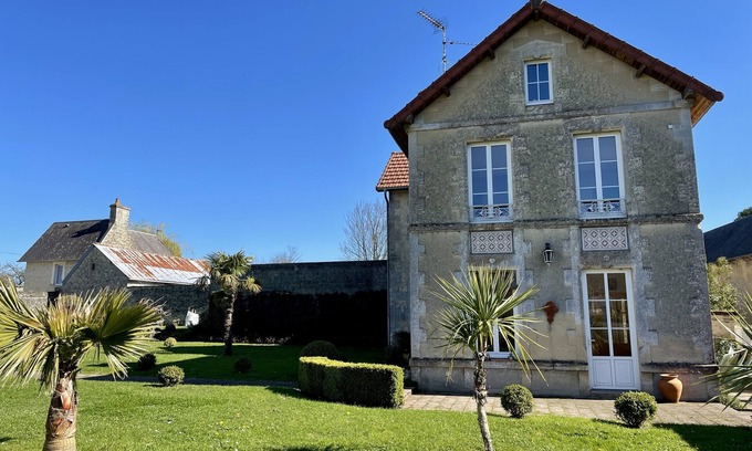 Vaux-sur-Seulles House | Villa du Palmier - Historic House