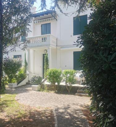 Saint-Jean-de-Luz Apartment | Villa Eche-Pherdea