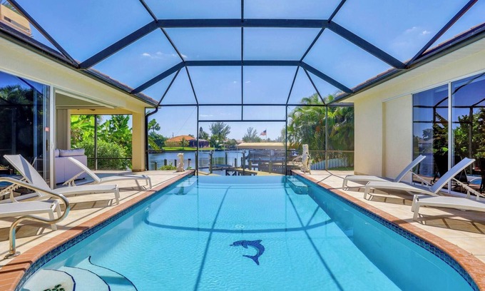 Pelican Ski Chalet | Villa Eleanor