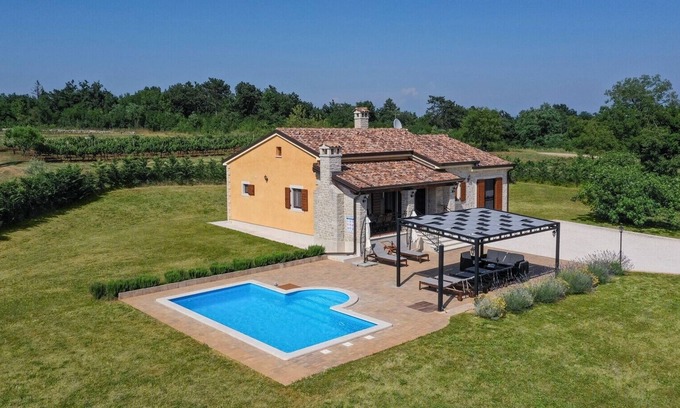 Heki Villa | Villa Elida with Pool in a secluded location - Central Istria