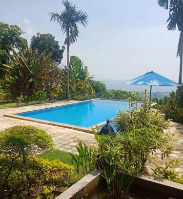 Kayu Putih Villa | Villa Elina