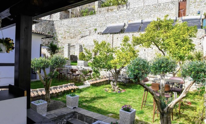 Berat Hotel | Villa ELMAR