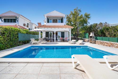 Arenal d'en Castell Villa | Villa ELSIE