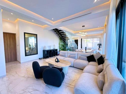 Tassoultante Villa | villa Emna Design Contemporain & piscine chauffée