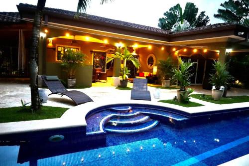 Esterillos Oeste Villa | Villa Encantada By Vacation Pura Vida