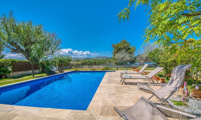 Alcudia Ski Chalet | Villa Encantada in Alcudia natural surroundings