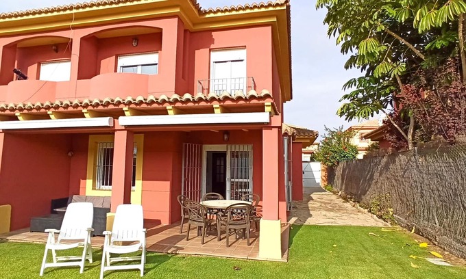 El Puerto de Santa Maria Cottage | Villa in Soto de Vistahermosa