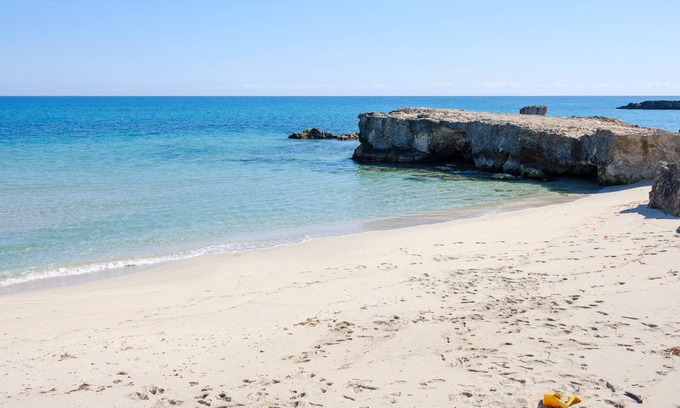 Torre Specchia Ruggeri Villa | Villa Esperanza Torre Specchia close to the Beach with Garden & Terrace