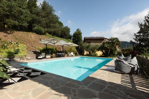 Lisciano Niccone Villa | Villa Essiccatoio by MMega