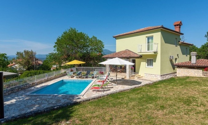 Boljevici Villa | Villa Ester in Kršan with pool.