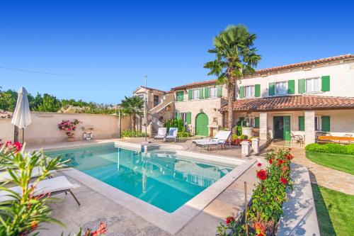 Zminj Villa | Villa Faggiolo by Villa Plus