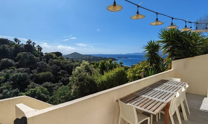 Isolella House | Villa Familiale Superbe vue mer et Couchers de Soleil