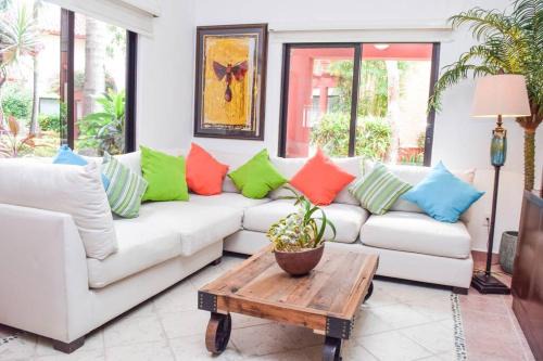 Playacar Villa | Villa Familiar en exclusivo condominio playacar