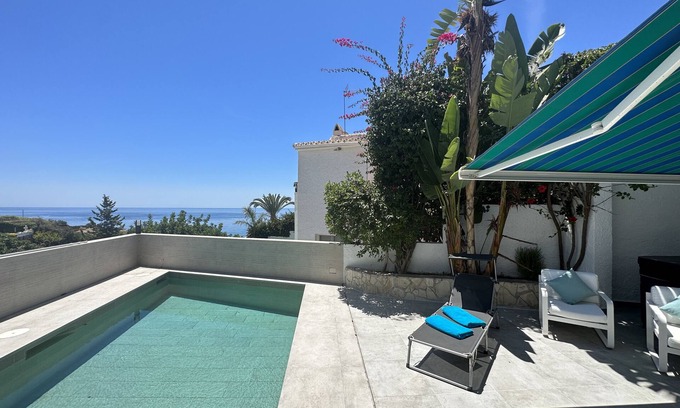 Chimenea Villa | Villa 'Family Burriana Beach' with Private Pool, Wi-Fi and Air Conditioning