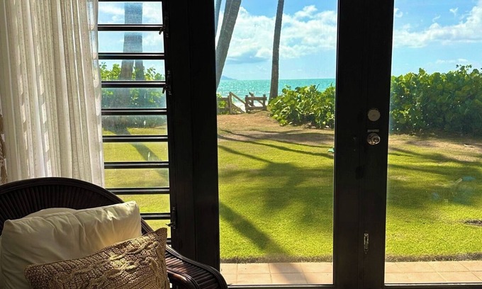 Humacao Apartment | Villa Favorita , beachfront