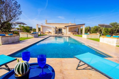 San Vito dei Normanni Villa | Villa Flavia by Villa Plus
