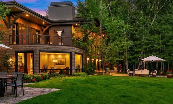 Sun Valley Villa | Villa Fleuve: Main House. A luxurious property in Sun Valley ID