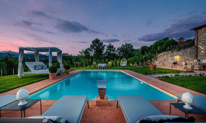 Montecarlo Villa | Villa Flora, a Luxury 3 bedrooms Farmhouse with Pool and Jacuzzi