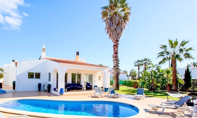 Alfanzina Villa | Villa Floresta 16 Centeanes