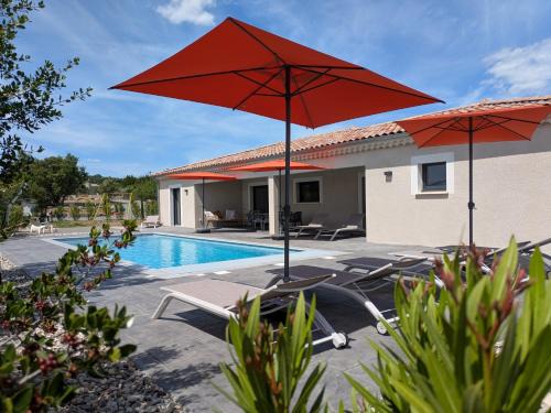 Joyeuse Villa | Villa Floria Neuve avec Piscine Privée Chauffée en Sud Ardèche