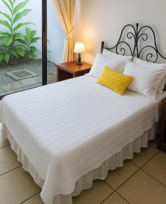 Villa Fontana Hotel | Villa Fontana Nesthost Stays