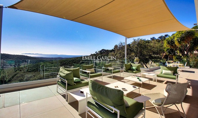Bormes-Les-Mimosas Villa | Villa for rent in the heart of nature 3 km from the sea in Bormes-les-Mimosas