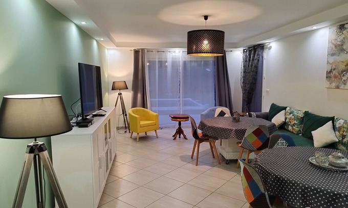 Saint-Sulpice-et-Cameyrac House | Villa Darna au Calme Avec Piscine, Proche Bordeaux