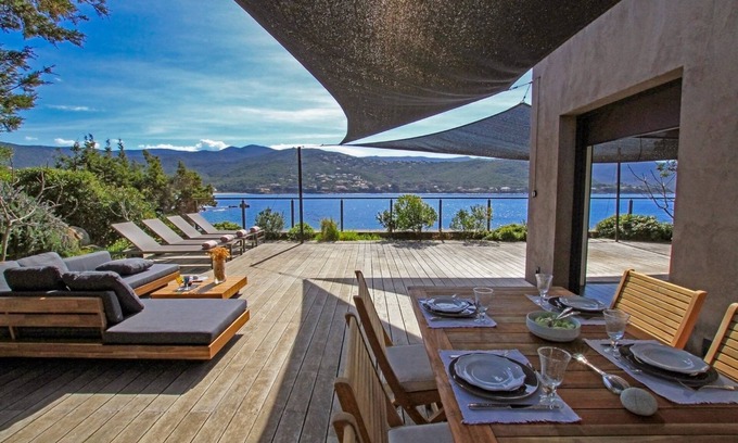 Corse-du-Sud Villa | Villa front of the sea, 3 bedroom, sea view