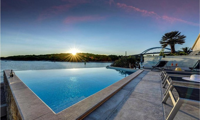 Zdrelac House | Villa Fuxbau