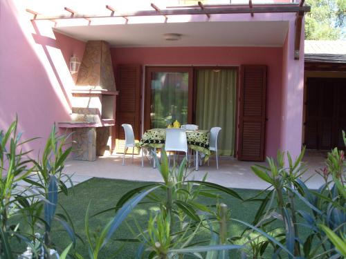 Porto Pino Apartment | Villa Gabriella