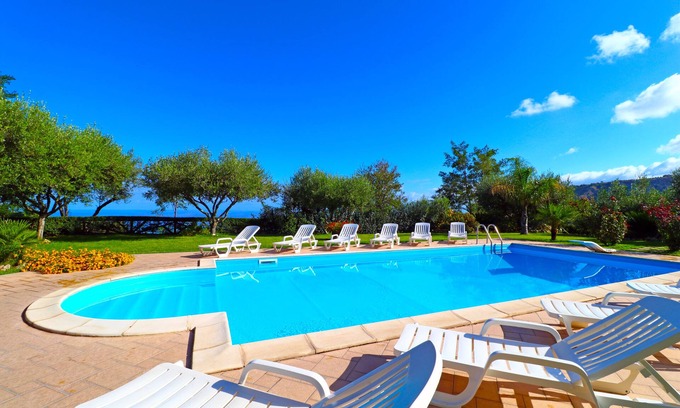 Gasponi Bed & Breakfast | Villa Garden