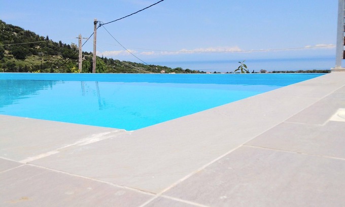 Ratzakli Villa | Villa George Sunrice .3br .private Pool .free Parking .sea Views