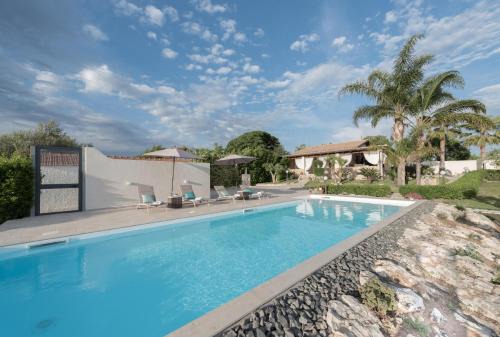 Ispica Villa | Villa Gloria - IsulaTravel