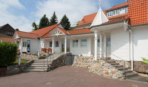 Alt-Travemunde/Ronnau Apartment | Villa Godewind