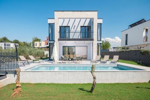 Gulici Villa | Villa Grota
