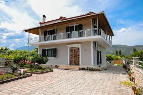 Berat Villa | Villa Harmony Haven Berat